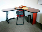Угловые столы офисные
